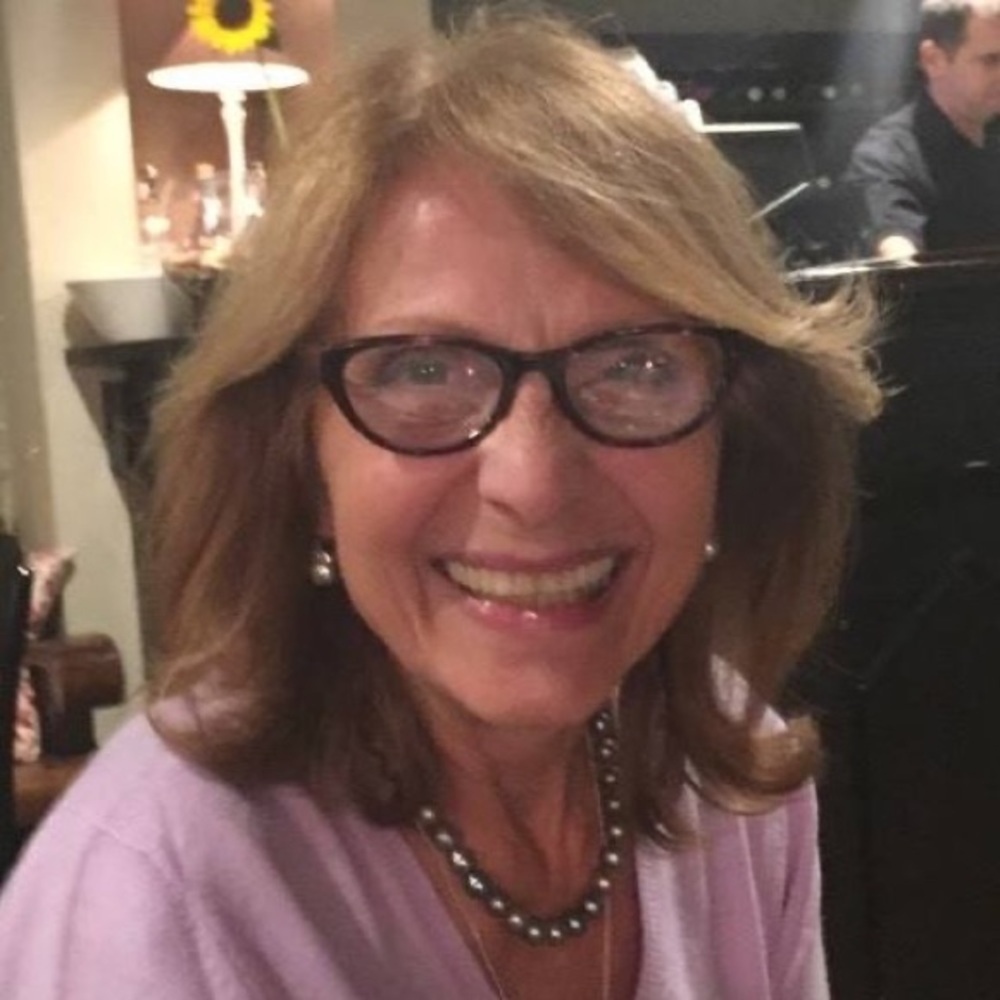 Meet your Posher, Elizabeth Sharkov